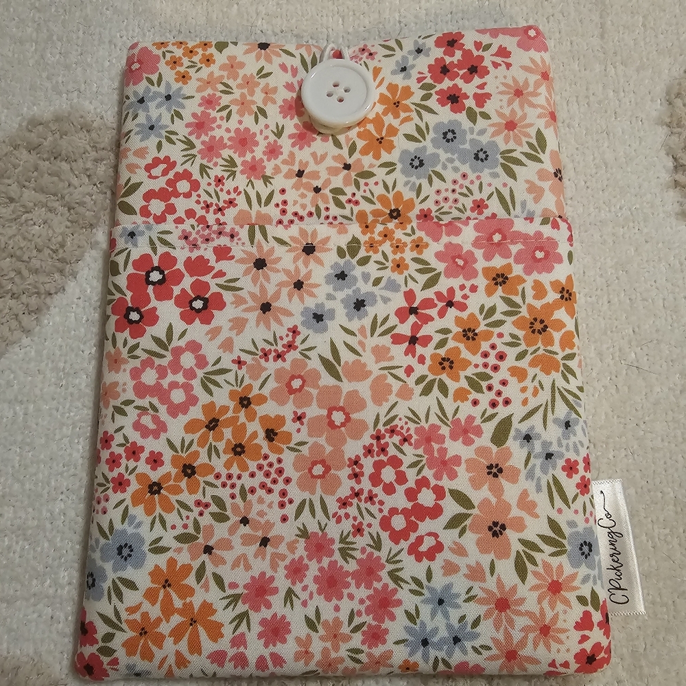Floral Buttoned Pouch For Book Or Kindle New